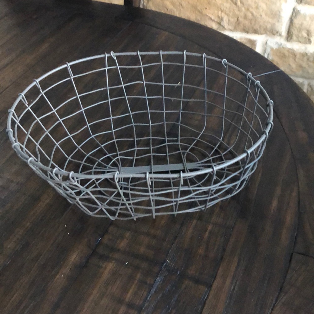 Farmhouse basket